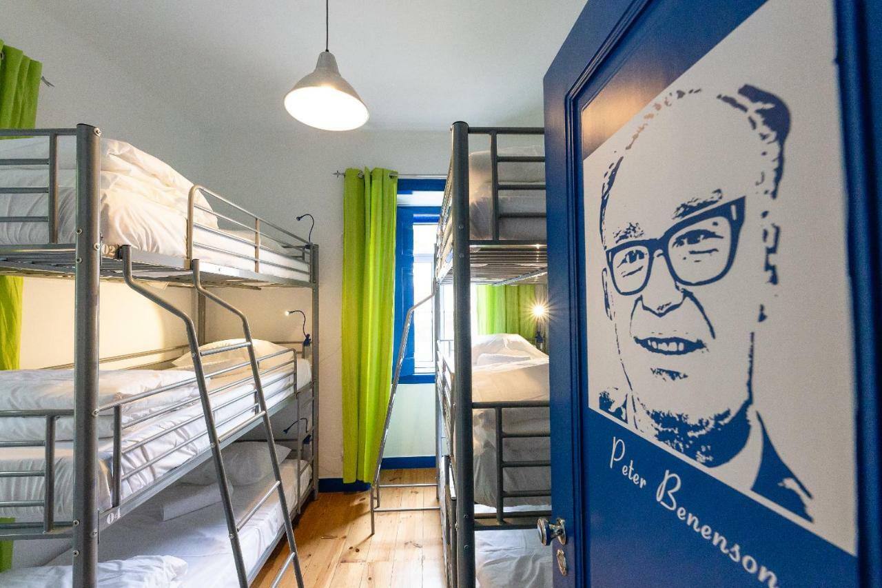 Help Yourself Hostels - Parede Exterior foto